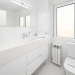 Espacio Moderno En Playa * Gijon