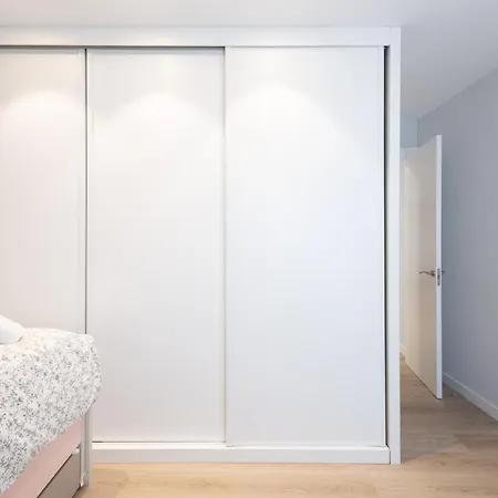 Espacio Moderno En Playa * Gijón